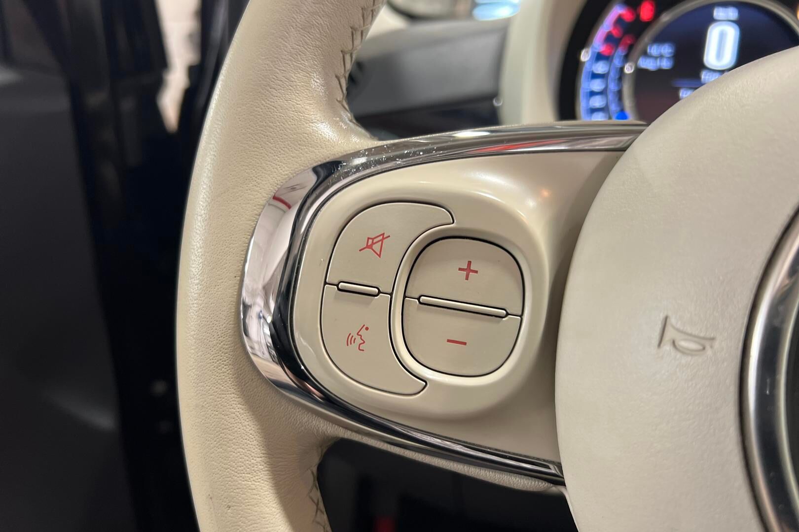 Fiat 500C iso kuva 27