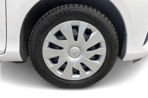 Toyota Yaris esikatselu 12