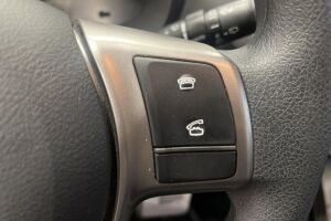 Toyota Yaris esikatselu 16