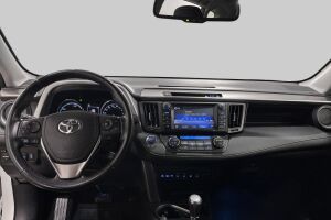 Toyota RAV4 esikatselu 10