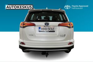 Toyota RAV4 esikatselu 5