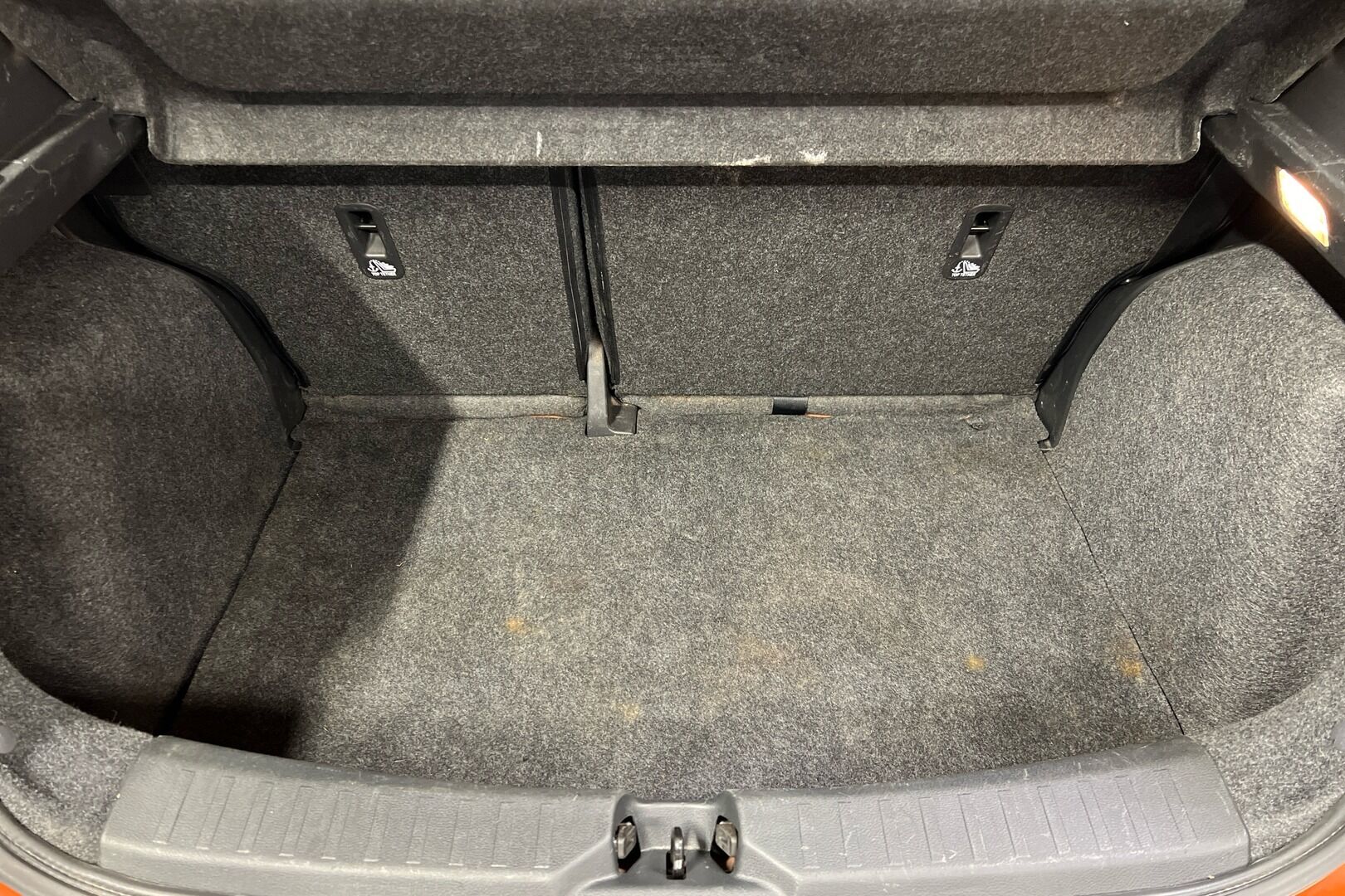 Nissan Micra iso kuva 13