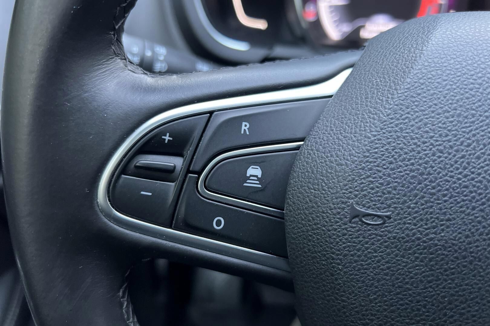 Renault Grand Scenic iso kuva 21