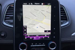 Renault Grand Scenic esikatselu 19