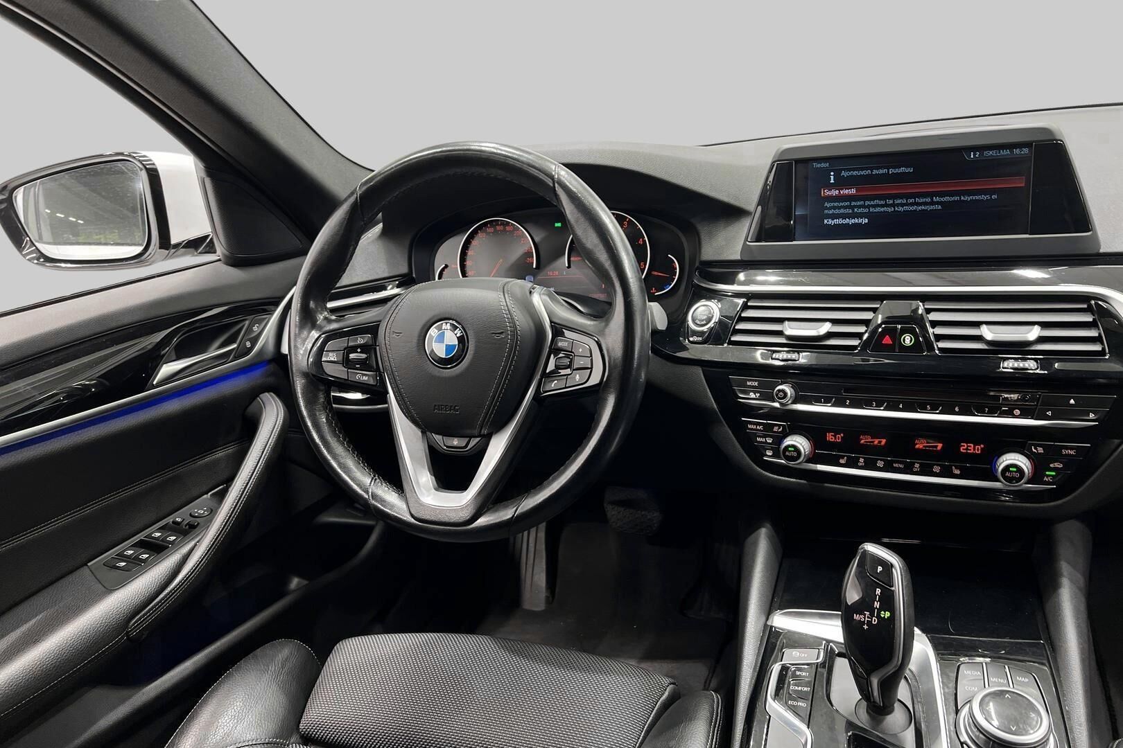 BMW 5-SARJA iso kuva 25