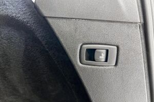 BMW 5-SARJA esikatselu 37