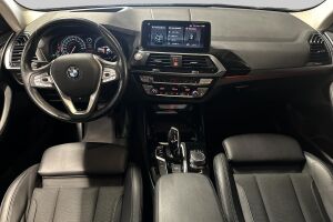 BMW X3 esikatselu 8