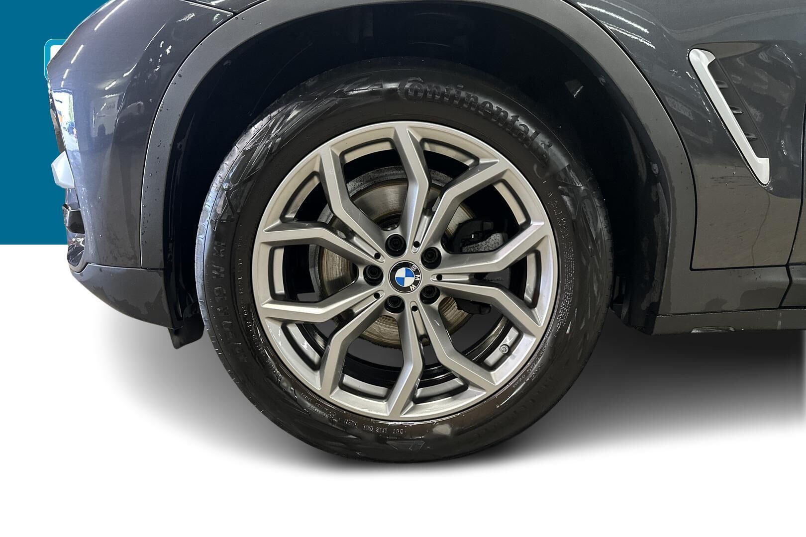 BMW X3 iso kuva 10