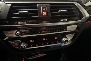 BMW X3 esikatselu 15