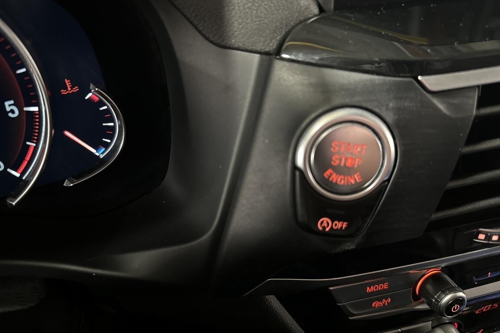 BMW X3 iso kuva 17