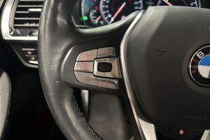 BMW X3 esikatselu 19