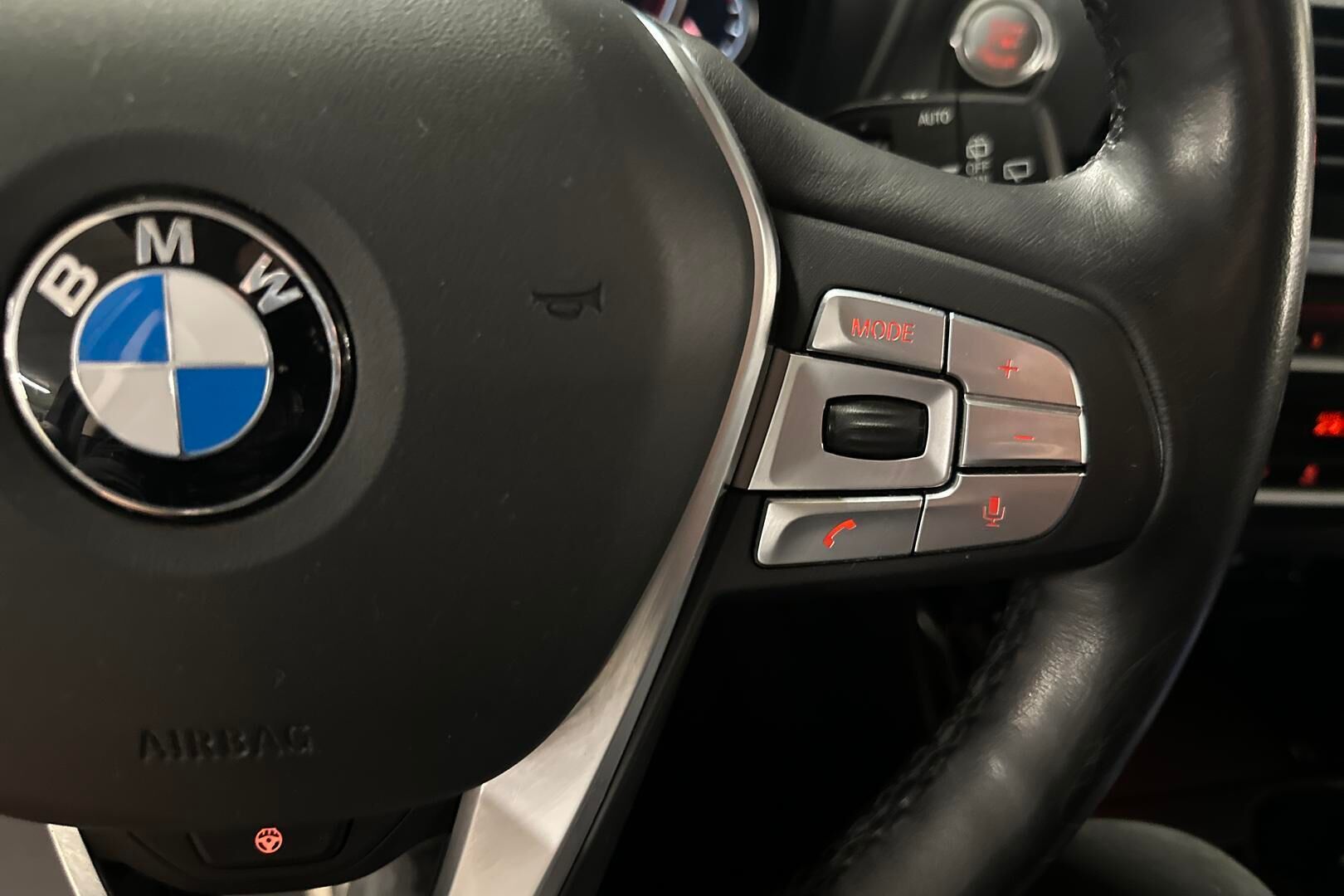 BMW X3 iso kuva 20