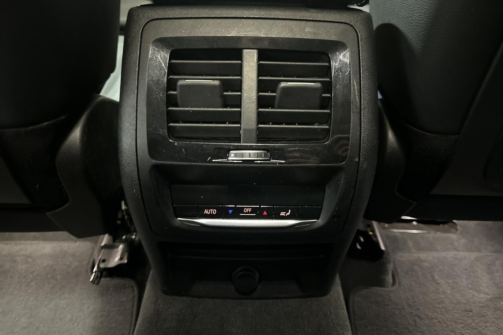 BMW X3 iso kuva 24