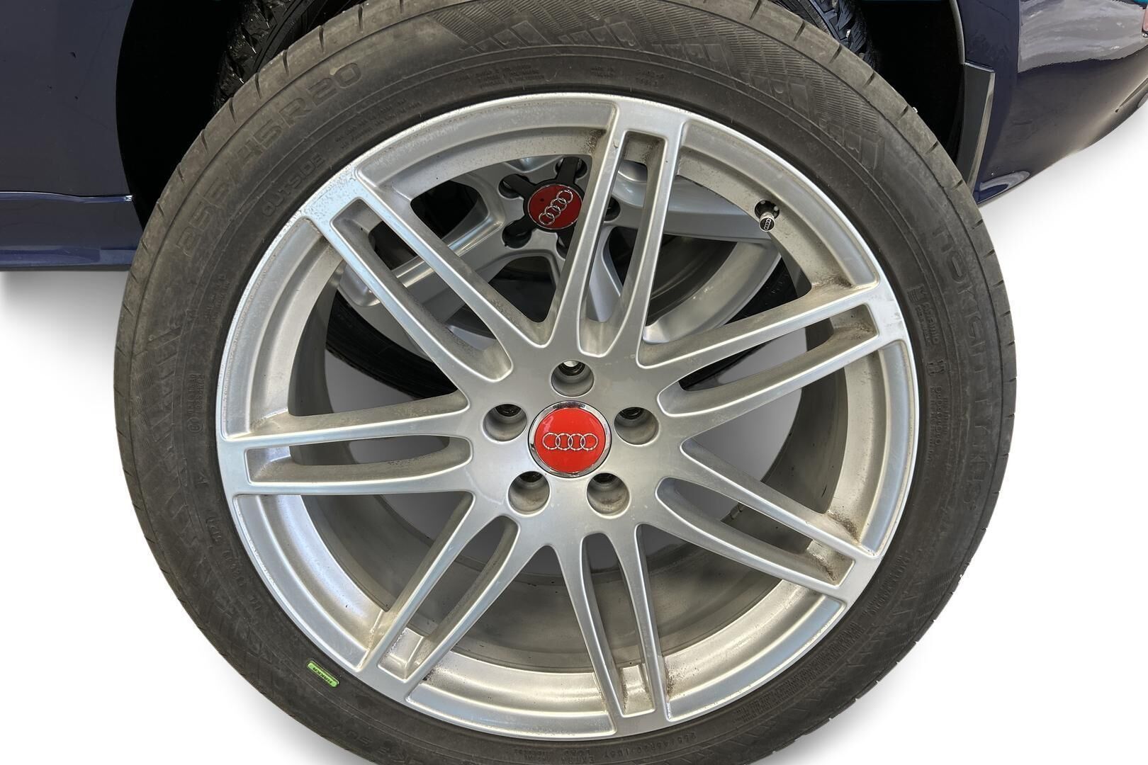 Audi SQ5 iso kuva 12