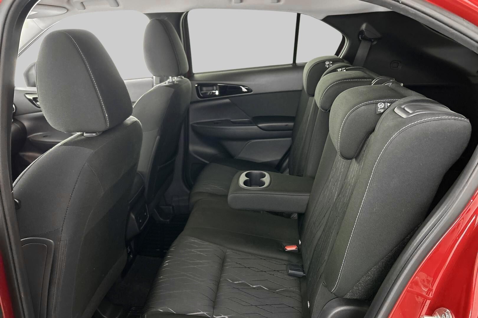 Mitsubishi Eclipse Cross iso kuva 10