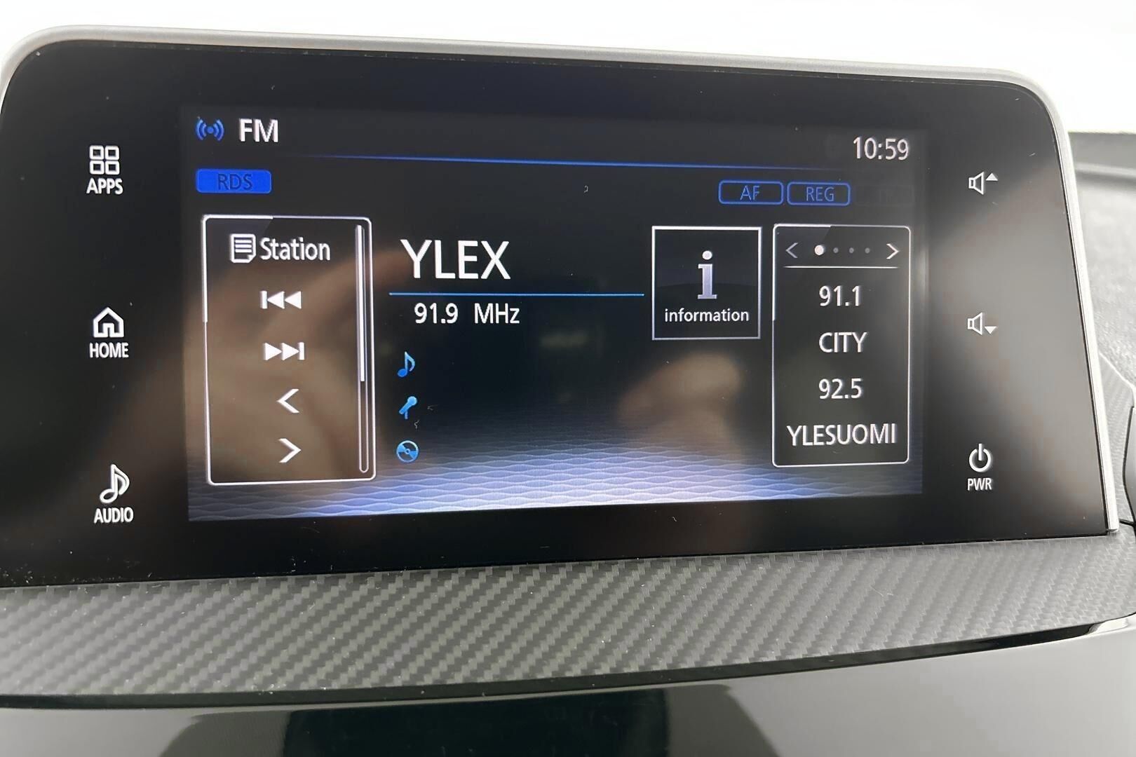 Mitsubishi Eclipse Cross iso kuva 15