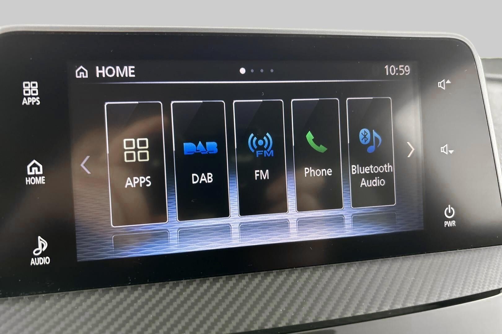 Mitsubishi Eclipse Cross iso kuva 16