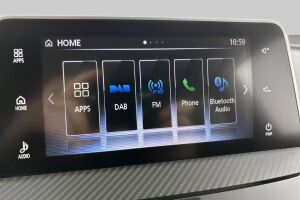 Mitsubishi Eclipse Cross esikatselu 16