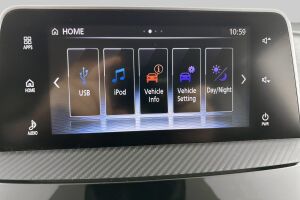 Mitsubishi Eclipse Cross esikatselu 17