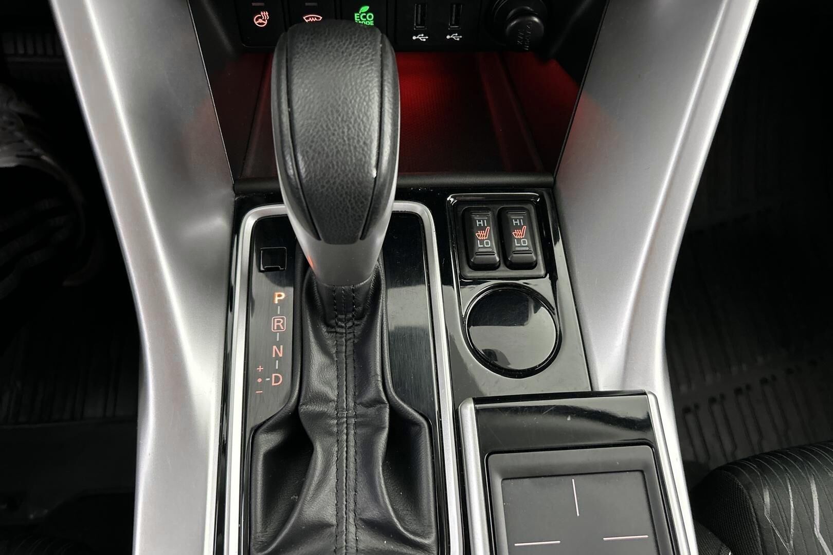 Mitsubishi Eclipse Cross iso kuva 20
