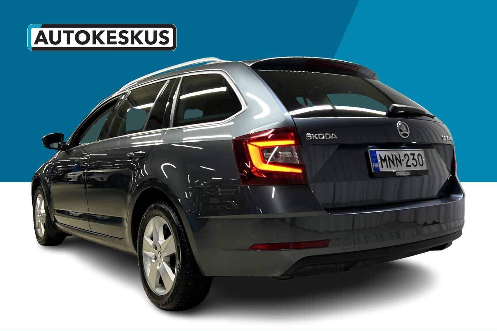 Skoda Octavia iso kuva 7
