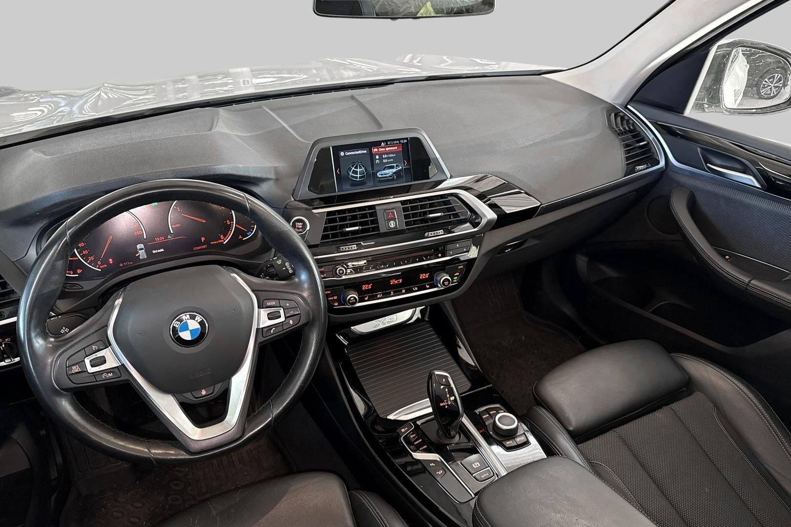 BMW X3 iso kuva 2