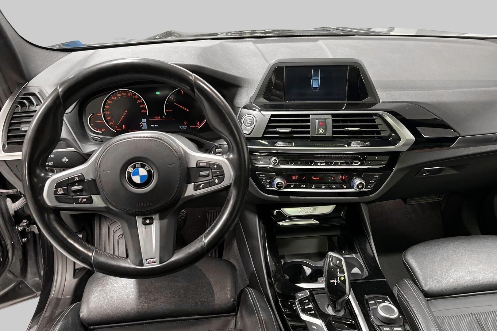 BMW X3 iso kuva 11