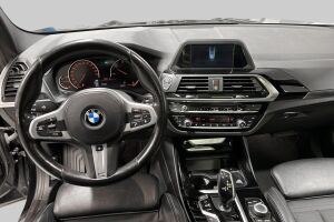BMW X3 esikatselu 11