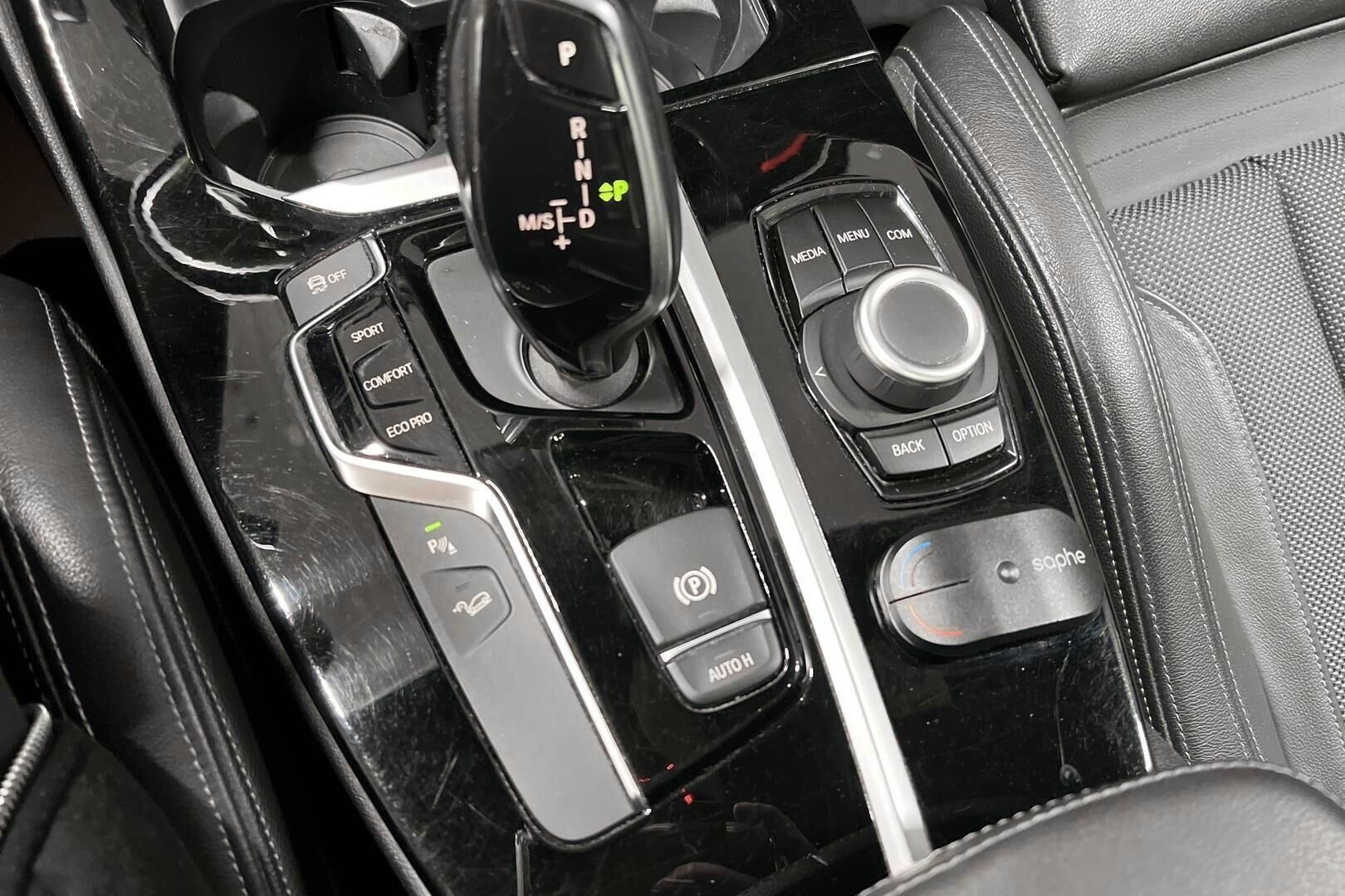 BMW X3 iso kuva 17