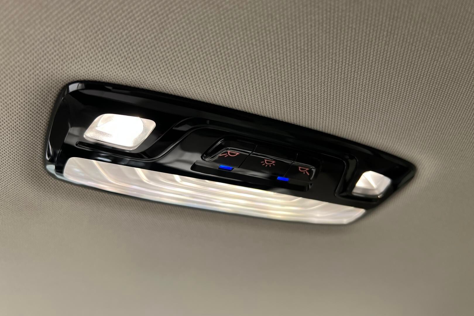 BMW 5-SARJA iso kuva 28