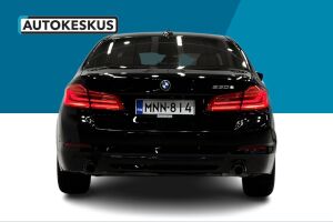 BMW 5-SARJA esikatselu 5