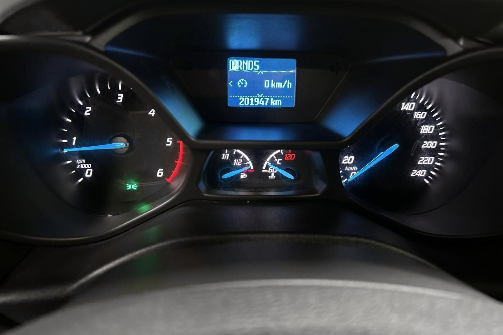 Ford Grand Tourneo Connect iso kuva 9