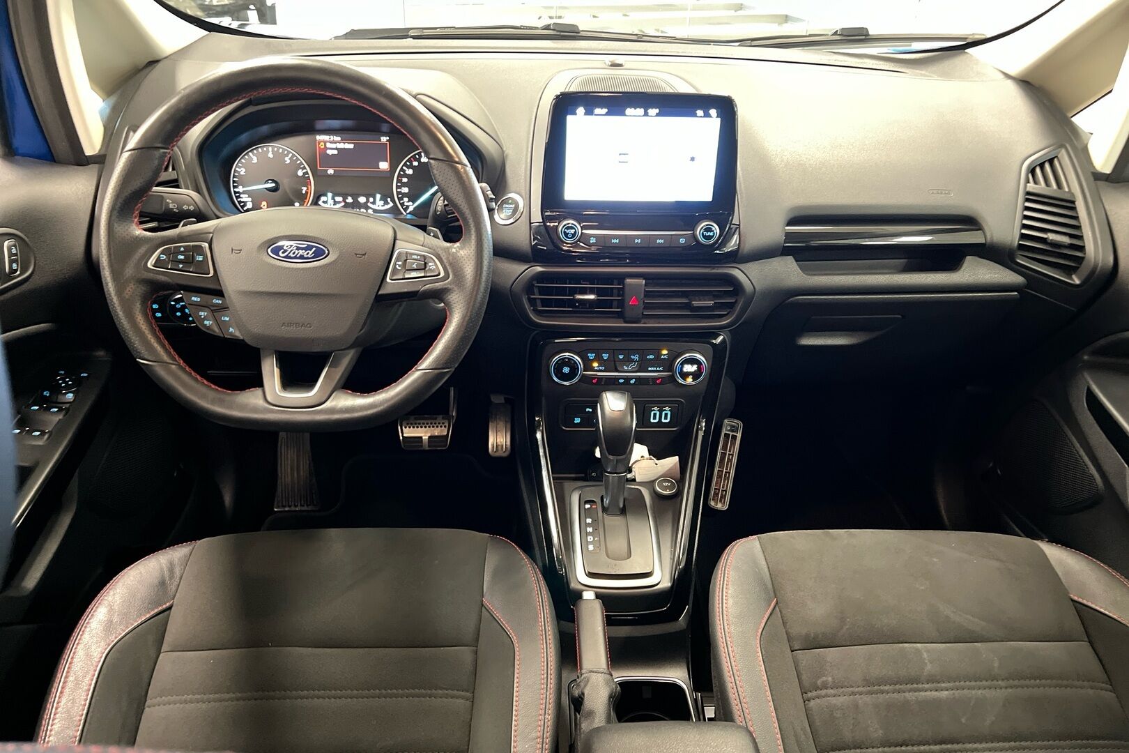 Ford Ecosport iso kuva 19
