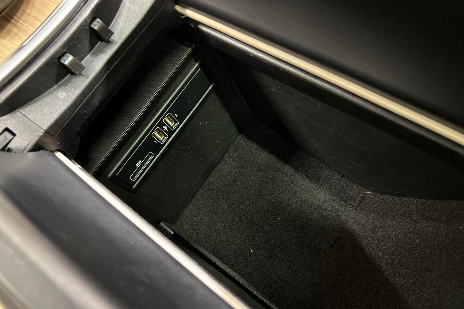 Mercedes-Benz GLC iso kuva 29