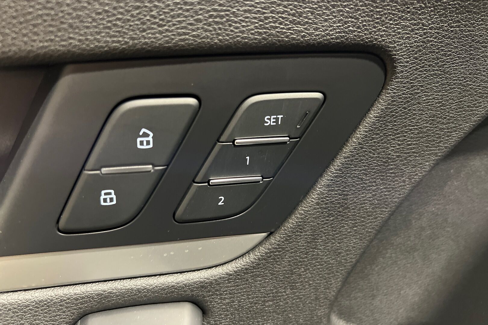 Audi Q5 iso kuva 9