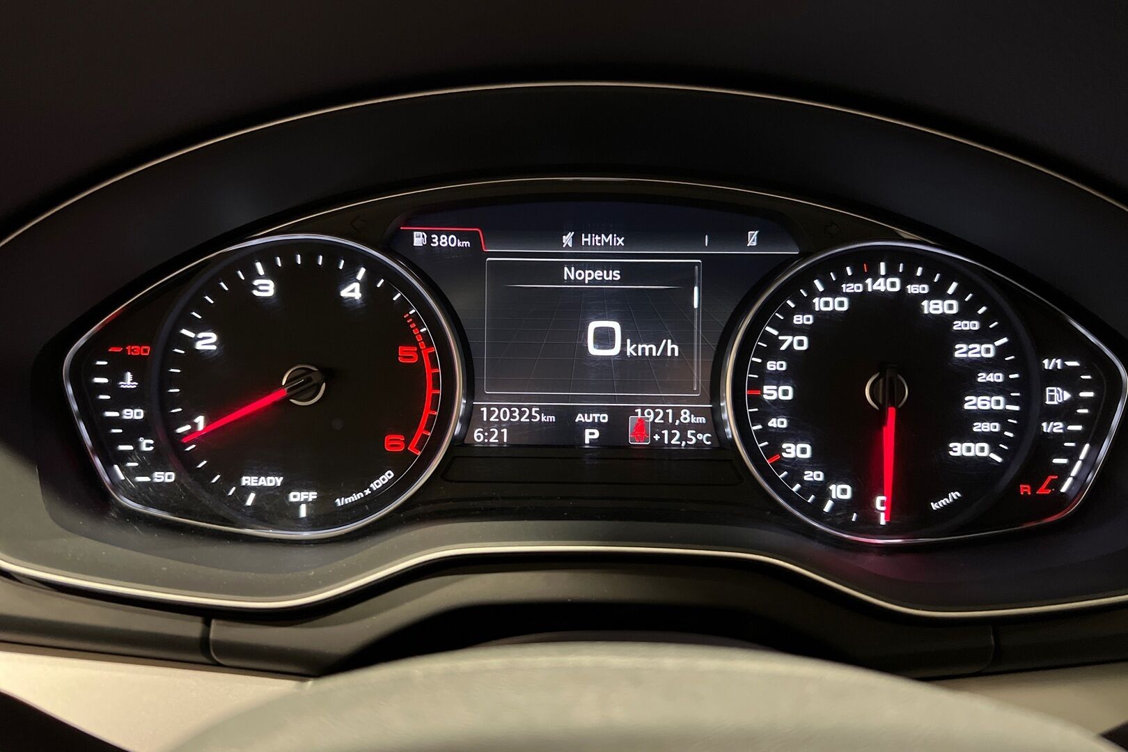 Audi Q5 iso kuva 11