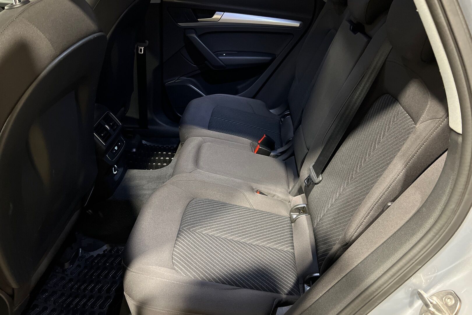 Audi Q5 iso kuva 6
