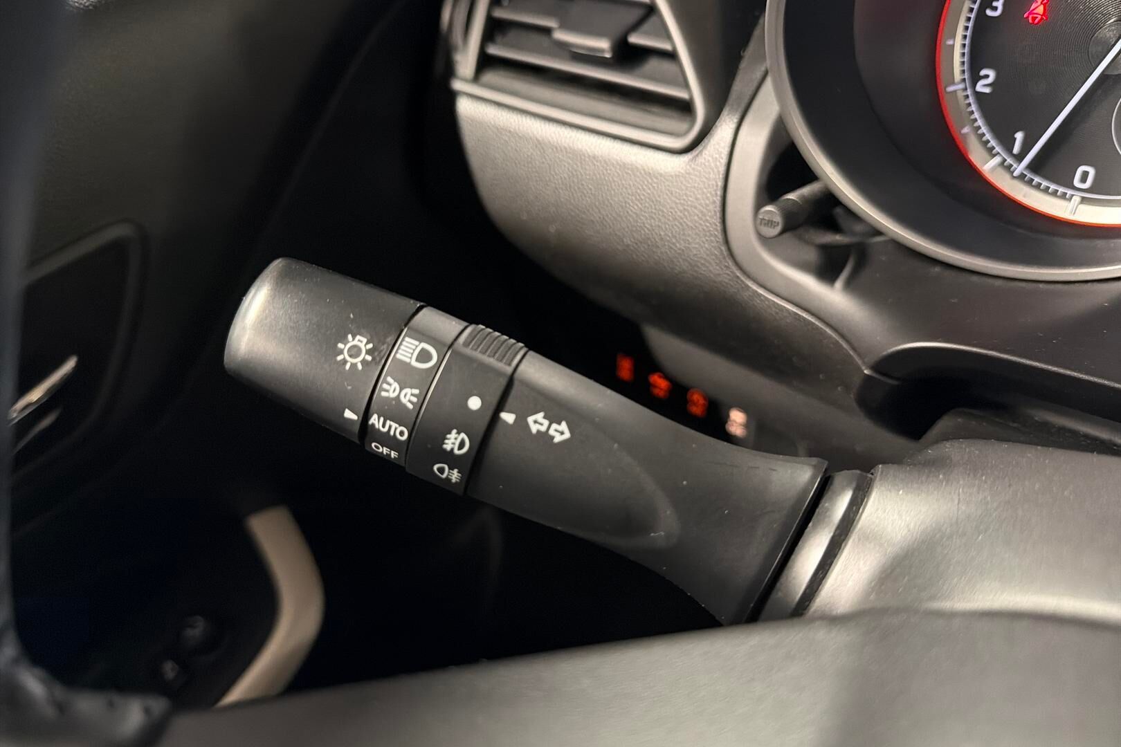 Suzuki Swift iso kuva 19