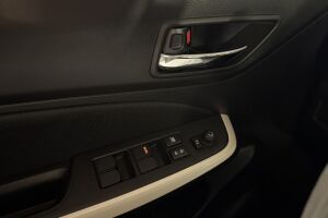 Suzuki Swift esikatselu 21