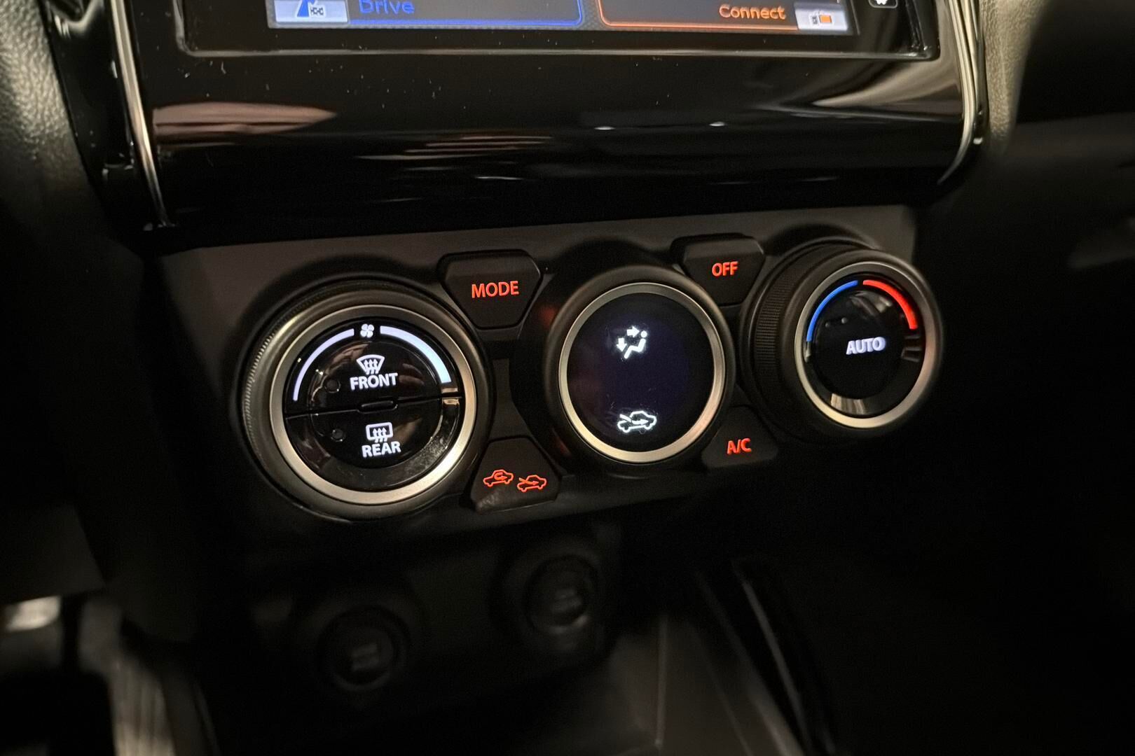 Suzuki Swift iso kuva 29