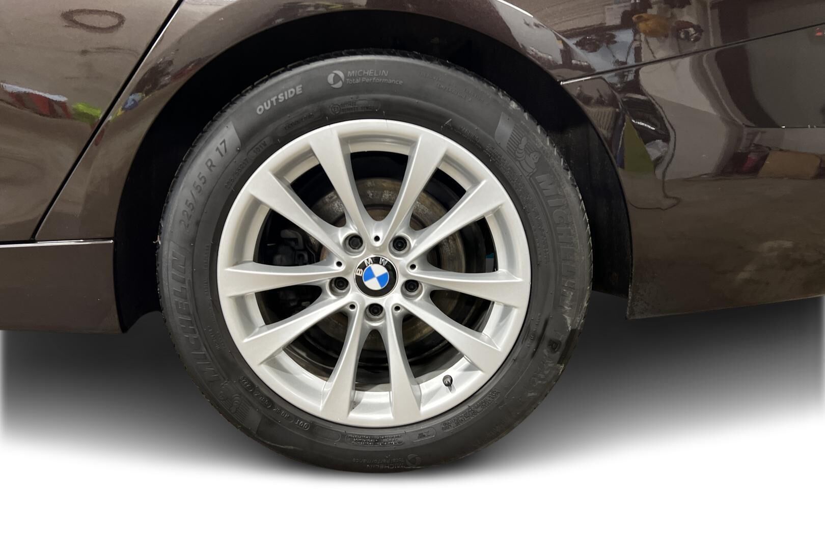 BMW 3-sarja iso kuva 13