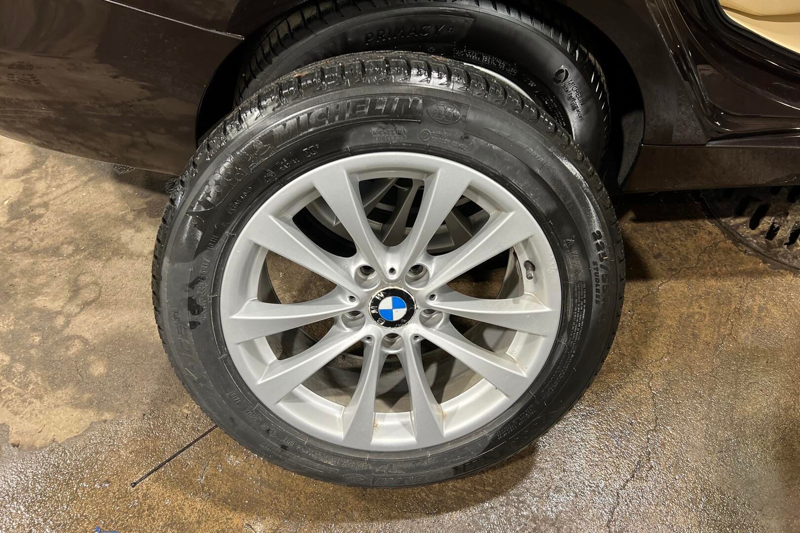 BMW 3-sarja iso kuva 21