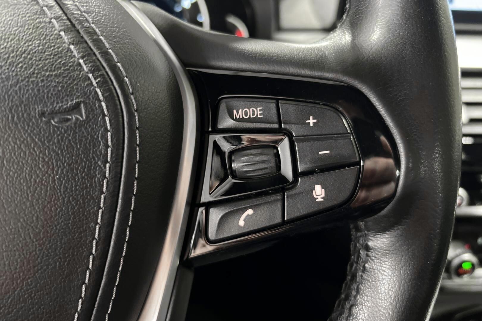 BMW 5-sarja iso kuva 19