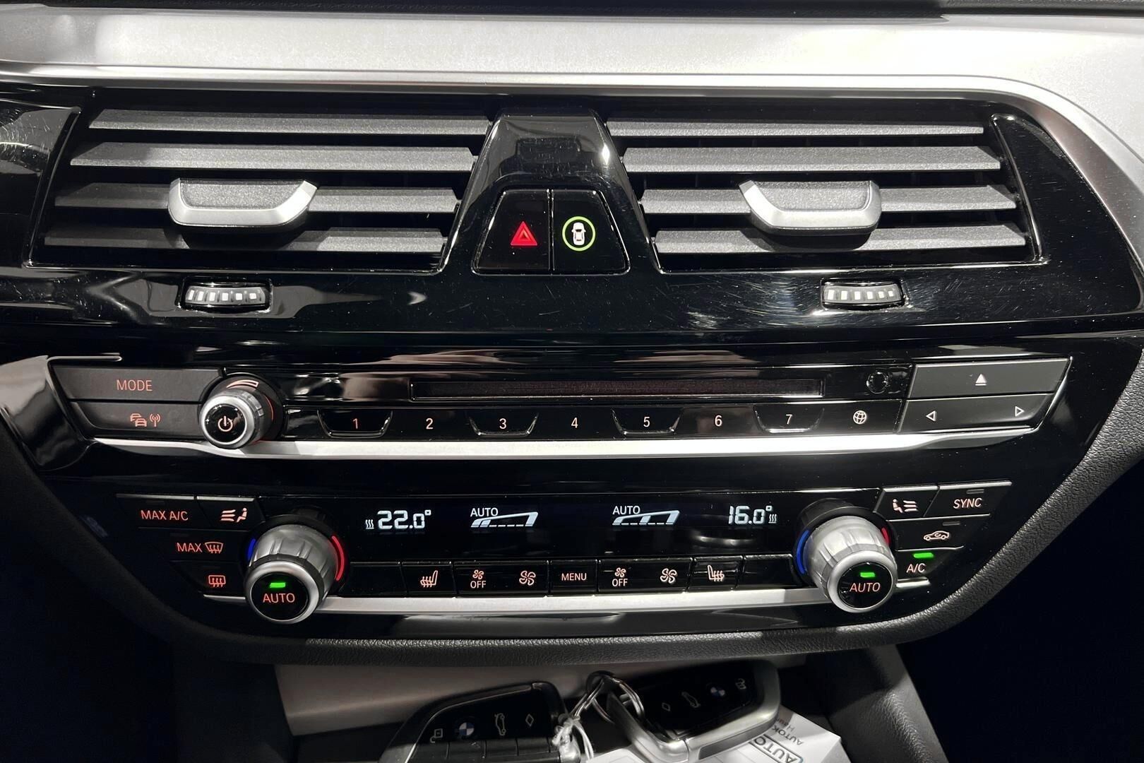 BMW 5-sarja iso kuva 23