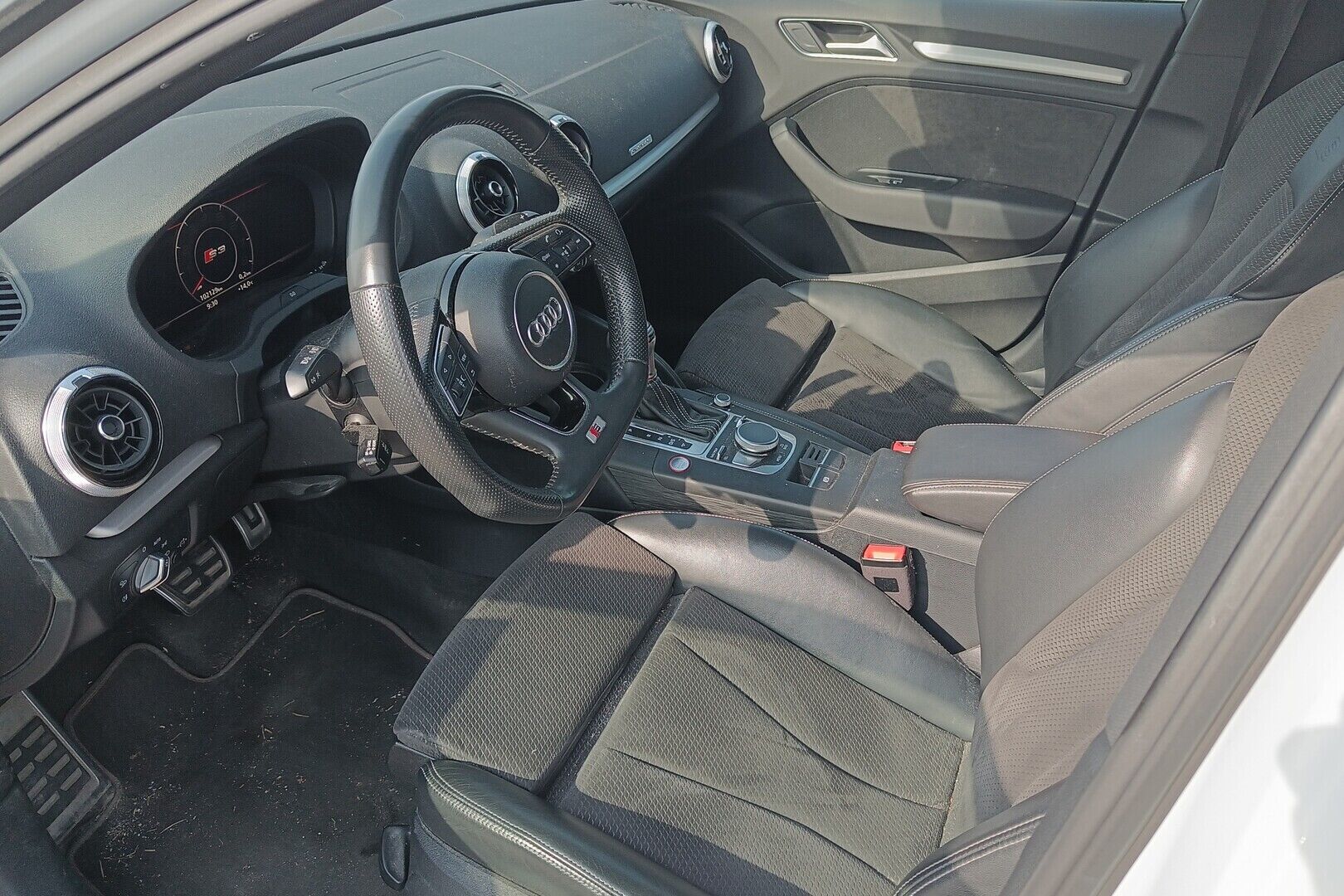 Audi S3 iso kuva 1