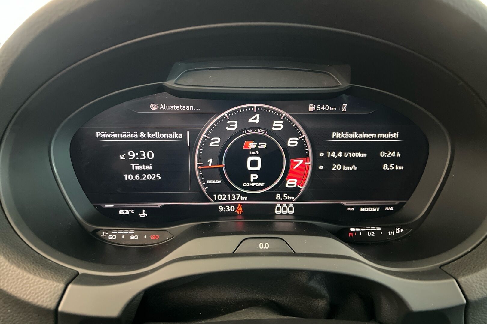 Audi S3 iso kuva 8