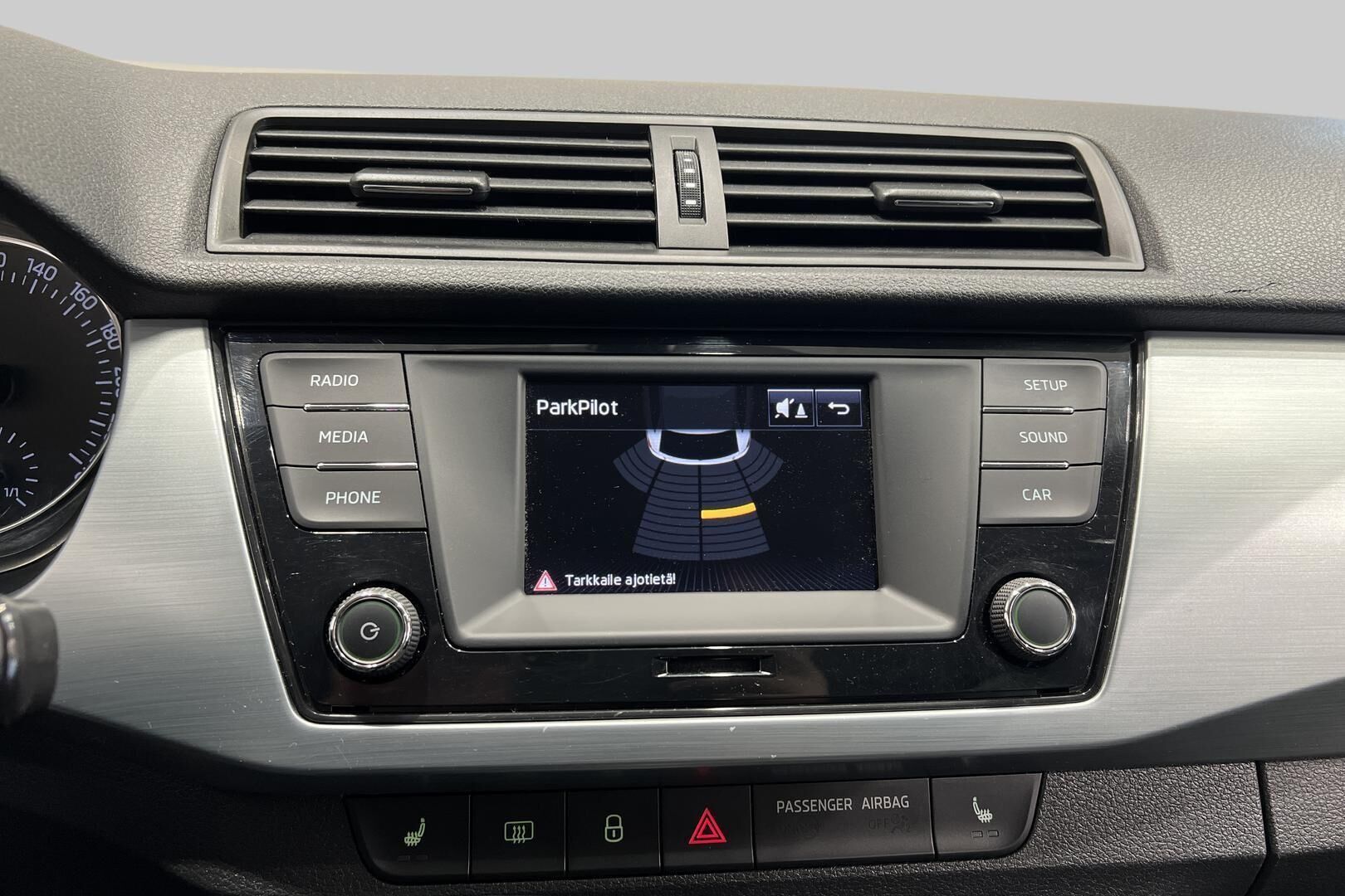 Skoda Fabia iso kuva 16