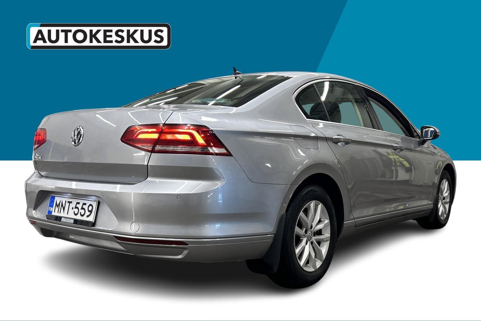 Volkswagen Passat iso kuva 14