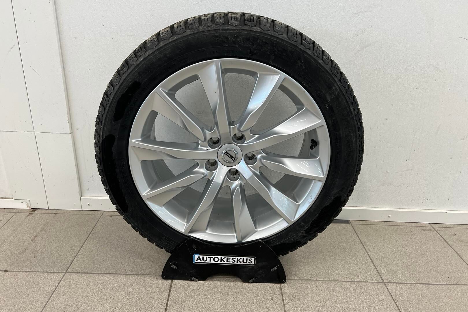 Volvo V90 iso kuva 25