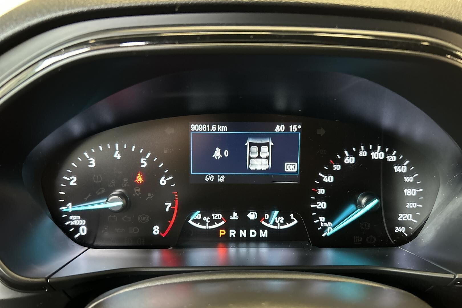 Ford Focus iso kuva 10